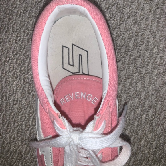Revenge x Storm Pink Shoes - Picture 5 of 8